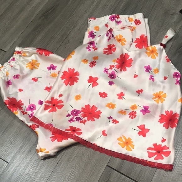 Moon dance Two Piece Floral Satin Pj Sleeveless Set      size xl - Picture 3 of 10